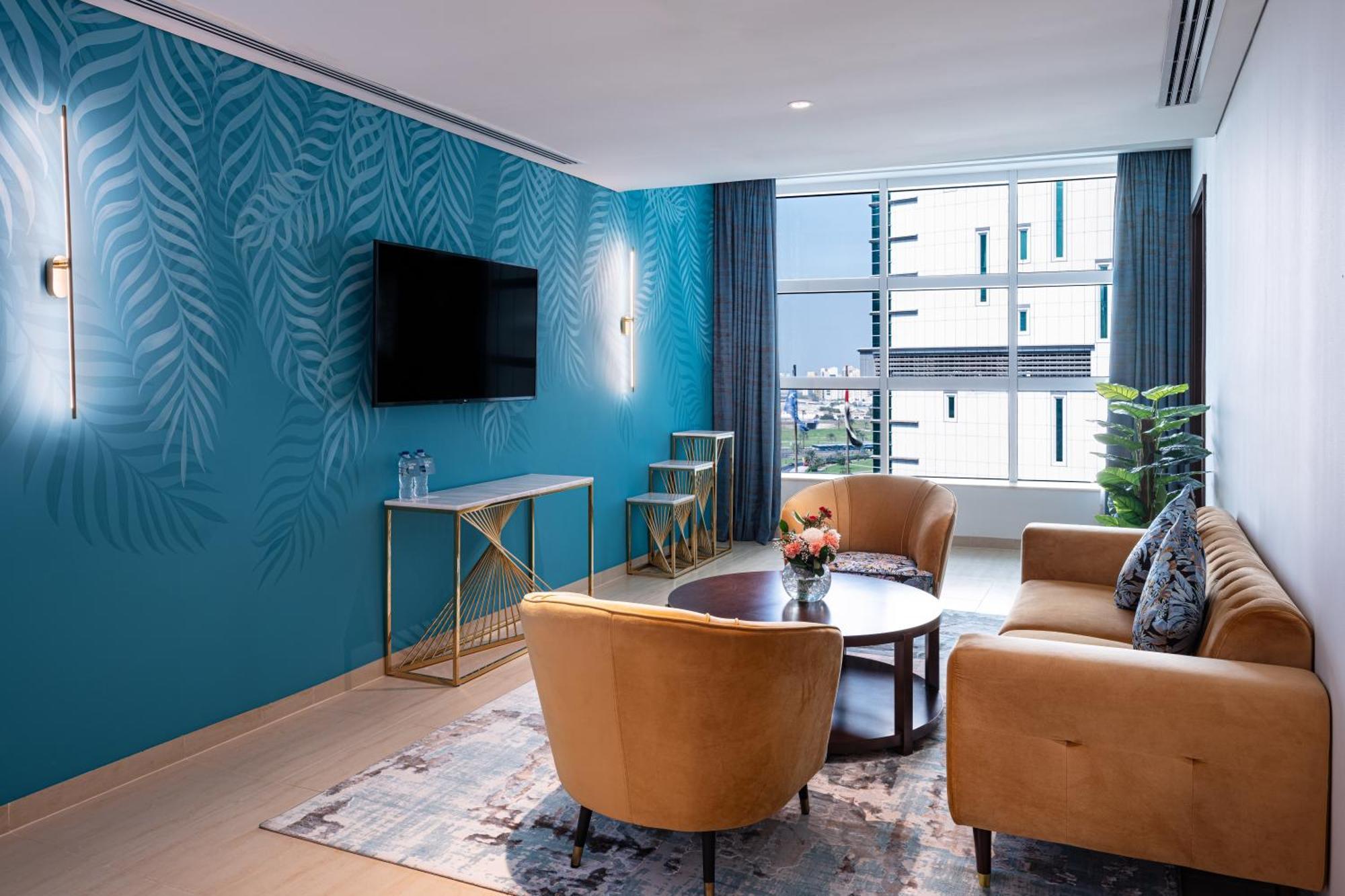 Four Points By Sheraton Sharjah Exterior photo