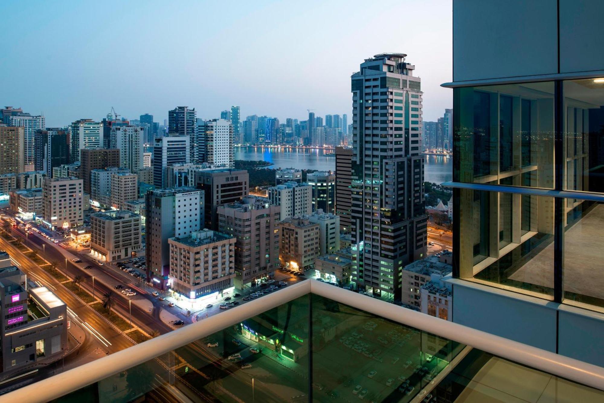 Four Points By Sheraton Sharjah Exterior photo